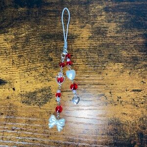 Red glass bead phone charm . ݁₊ ⊹ . ݁ ⟡ ݁